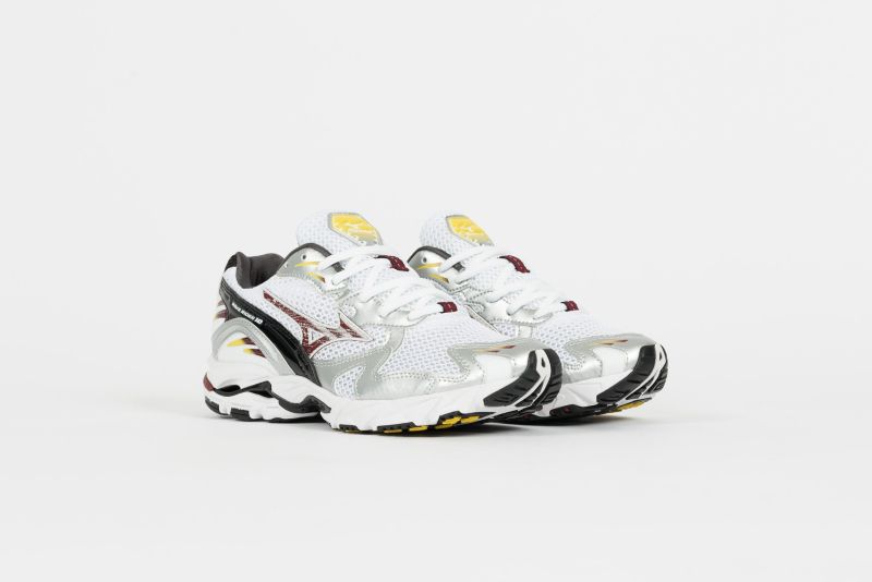 シューズ・サンダルその他 MIZUNO Common Wave Rider 10 White Cabernet Silver D1GA210410 Mizuno Wave Rider 10 White Cabernet Silver Shoes D1GA210410