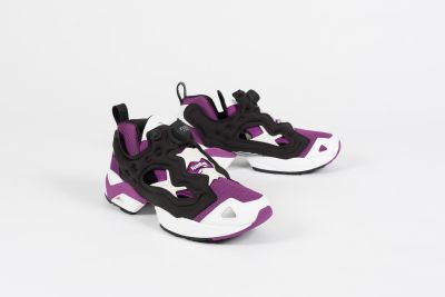 Reebok Instapump Fury 95 ／ 22cm Amazon.com | Reebok GX9425 INSTAPUMP FURY 95, Black, Black