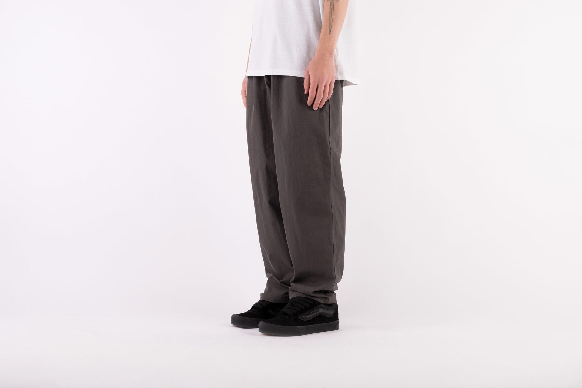 WTAPS SDDT2301 TROUSERS NYCO.  