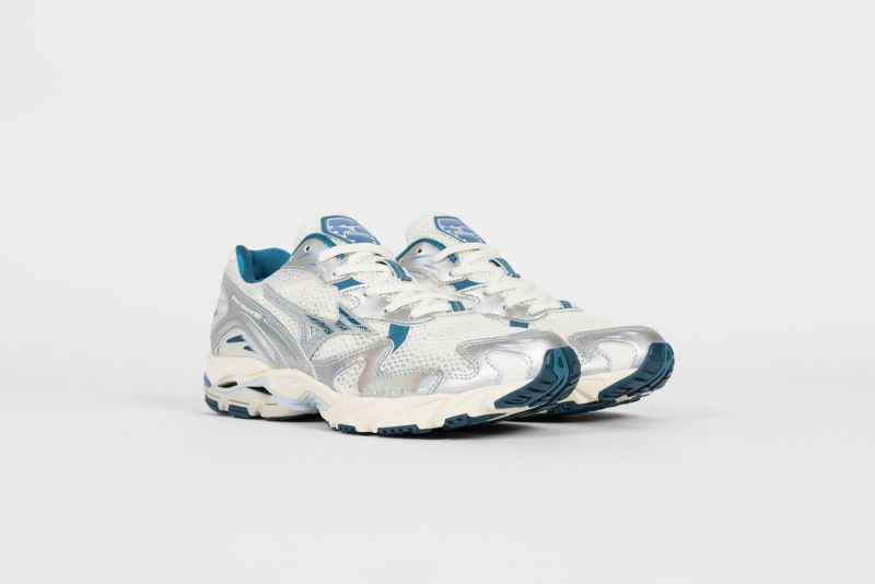 Mizuno Wave Voltage Mid Women - Handballshop.com