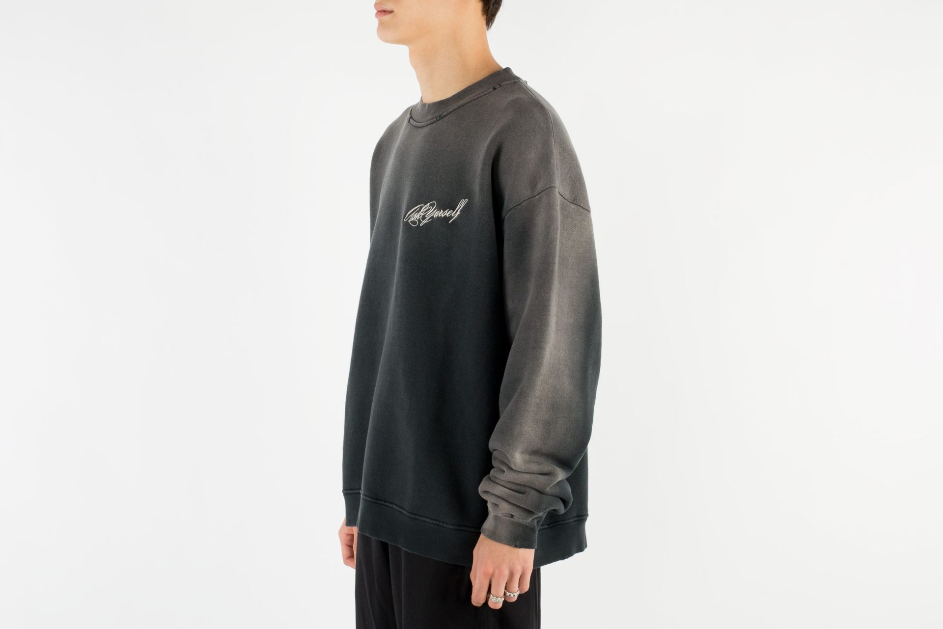 ASKYURSELF Faded Script Crew