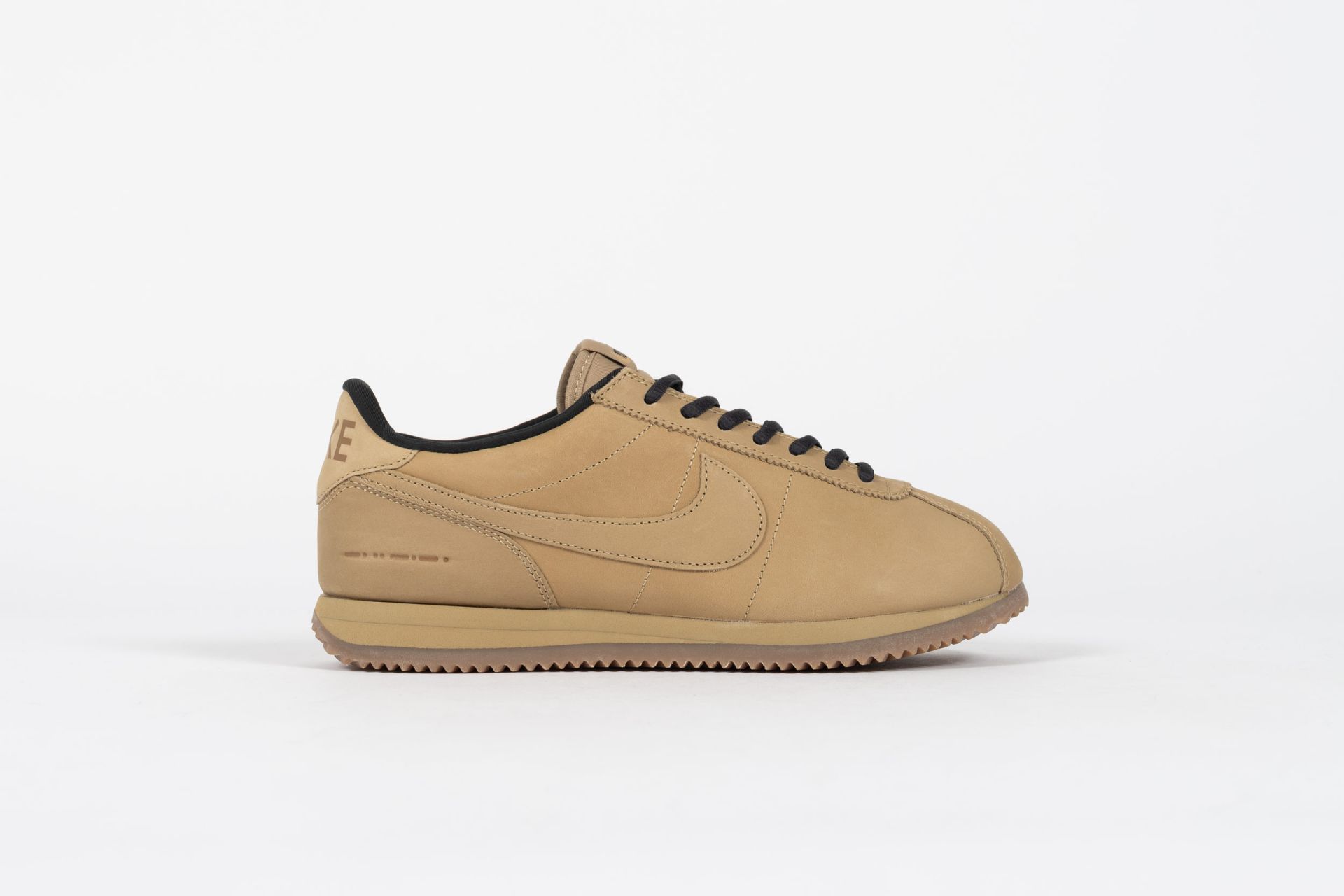 nike cortez tan