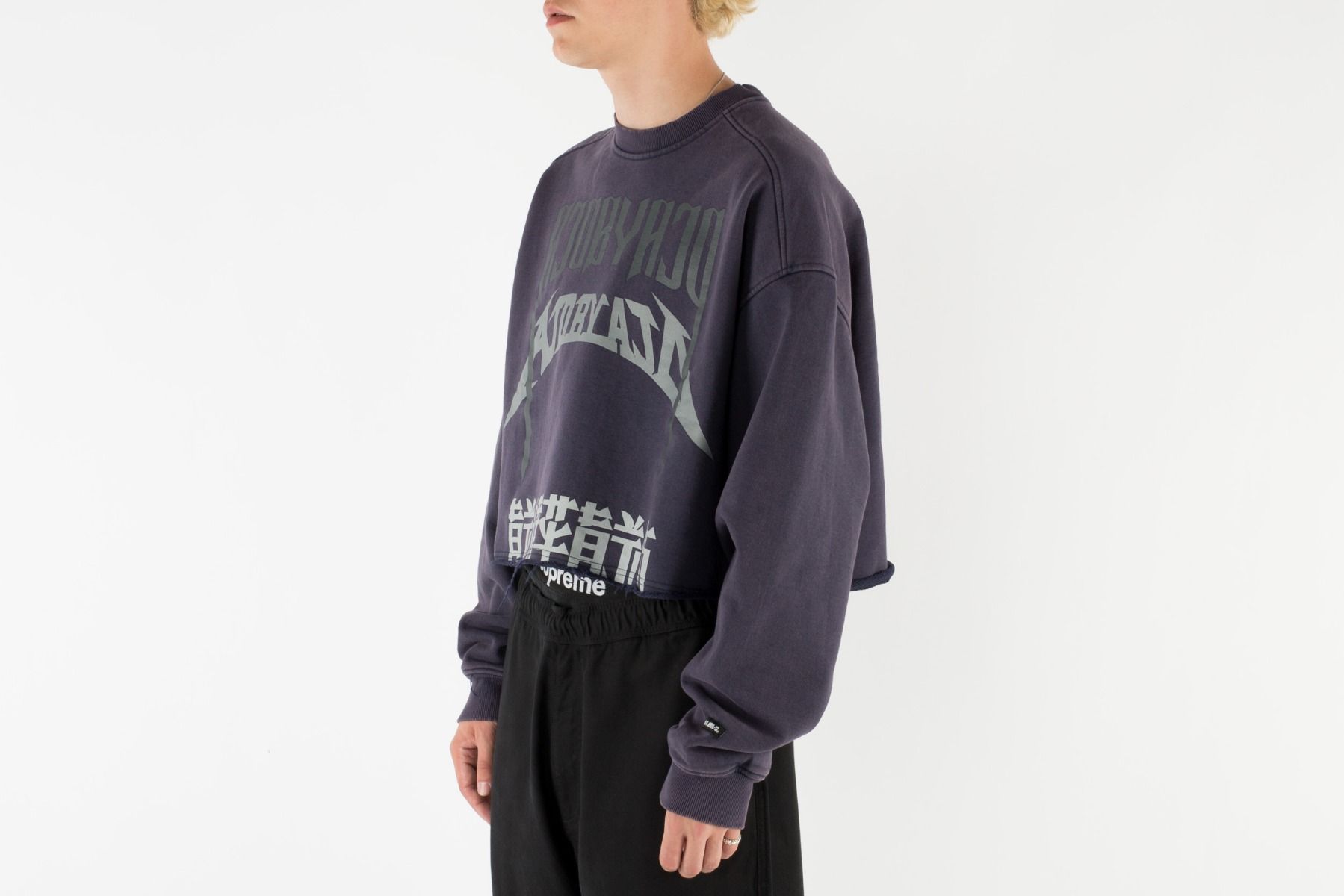 【AJO AJOBYAJO】23FW★ Arch Logo Cropped Sweatshirt AJO AJOBYAJO】23FW☆ Arch Logo Cropped Sweatshirt (AJO
