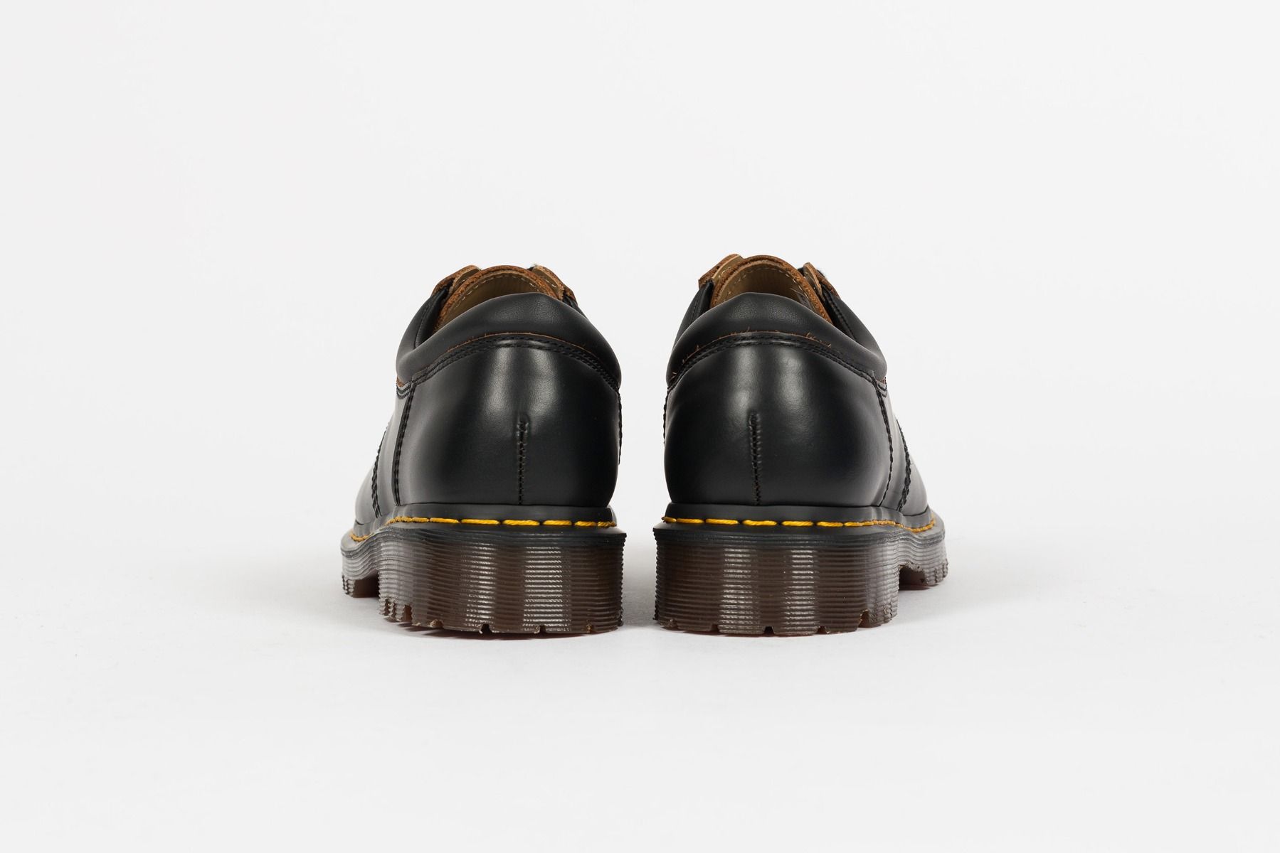 Dr. Martens 8053